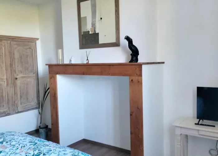 Pensión Le Puits De Jussens Castelnau-de-Lévis