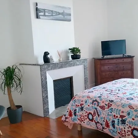 Le Puits De Jussens Konukevi