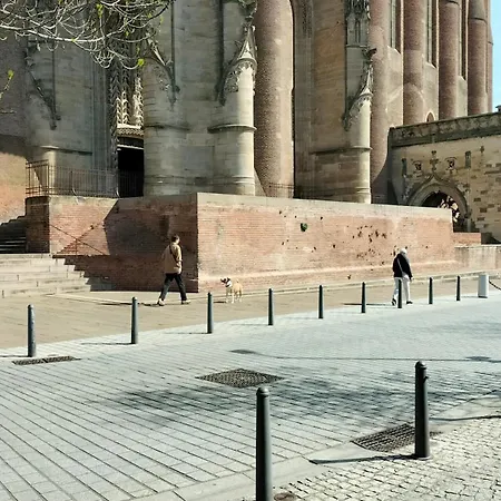 Le Puits De Jussens بيت ضيافة